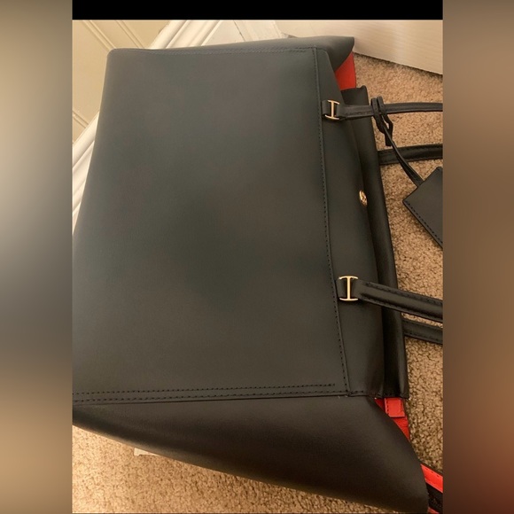 Tory Burch Navy Leather Tote Bag - Picture 9 of 10